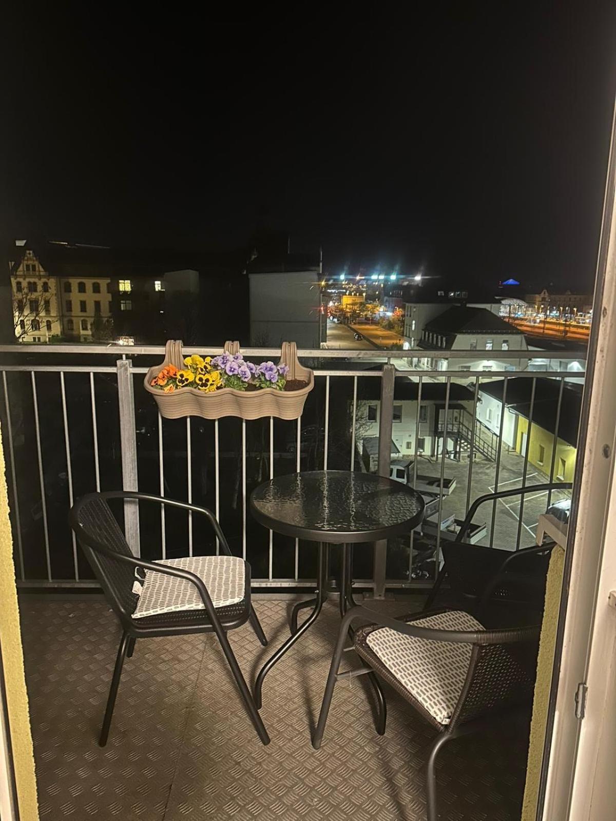 Ueber Den Daechern Von Halle Halle  Eksteriør billede